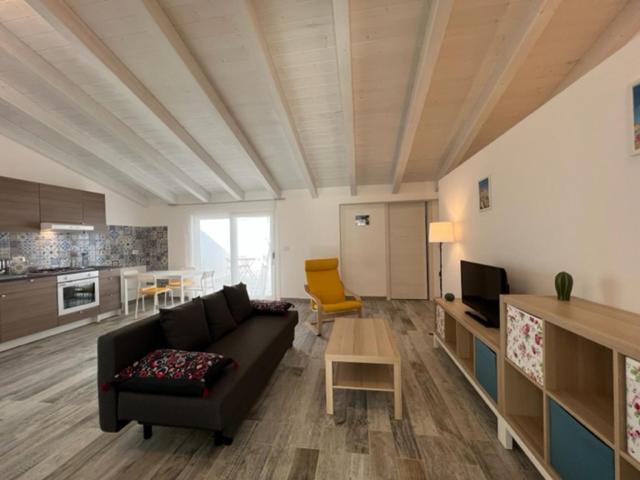 Casa Sylvia Apartment SantʼAntìoco Екстериор снимка